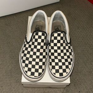 Platform Checkered Vans!